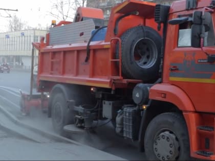 Александр Новиков объяснил отсутствие влажной уборки Смоленска