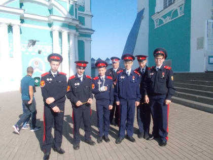 Казаки-кадеты приняли участие в праздничном богослужении в День знаний
