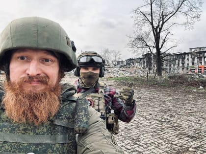Евросоюз внес в санкционный список смоленского военкора Семена Пегова