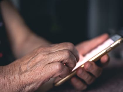 В Смоленске пенсионерка перевела лжесотруднику полиции почти полмиллиона рублей