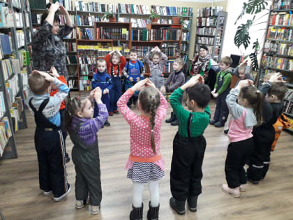 Сказка на ушко «Посиди – послушай!». 0+