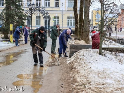 В Смоленске создадут отдельное подразделение по уборке города