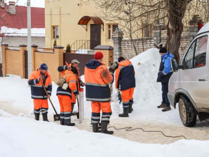 В Смоленске убрали столбики, которые закрывали движение по автодороге