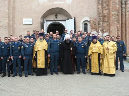 Архипастырь совершил молебен в праздник Иконы Божией Матери «Неопалимая Купина»