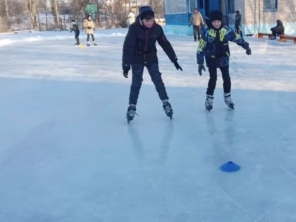 Ледовая площадка на стадионе «Юность» возобновляет свою работу с 13 января