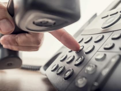 «Горячие линии» в праздничные дни в Смоленске
