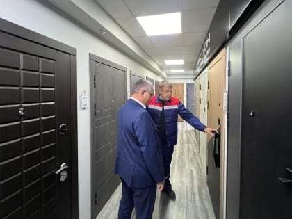 Глава Смоленска посетил завод 