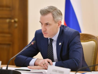 Губернатор Смоленской области Василий Николаевич Анохин провёл заседание Правительства области