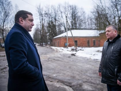 Губернатор встретился с жителями поселка Шаталово-1