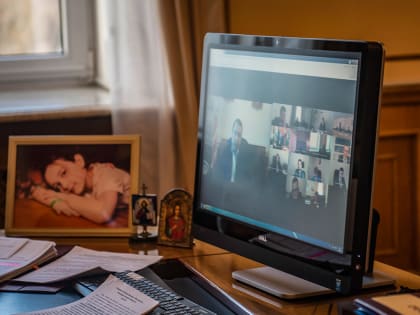 В Смоленской области заработная плата бюджетникам выплачивается вовремя и в полном объеме