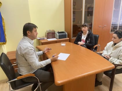 Депутаты горсовета продолжают работу по обращениям смолян