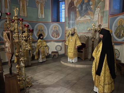 Архипастырь совершил Литургию в Свято-Троицком Болдином мужском монастыре