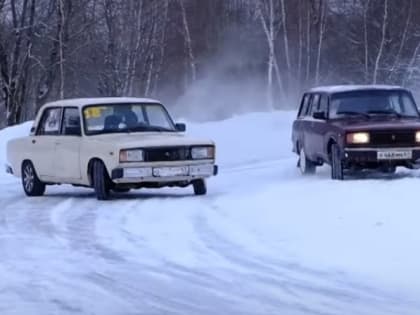 В Смоленске состоялся первый этап чемпионата по зимнему дрифту