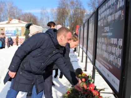 В честь 80-летия освобождения Сычевки открылась экспозиция «Герои с вечно русским сердцем», посвященная советским и российским воинам