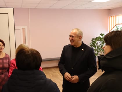 Сергей Неверов: К юбилею Фрунзенскому СДК подарят новые кресла в зрительный зал