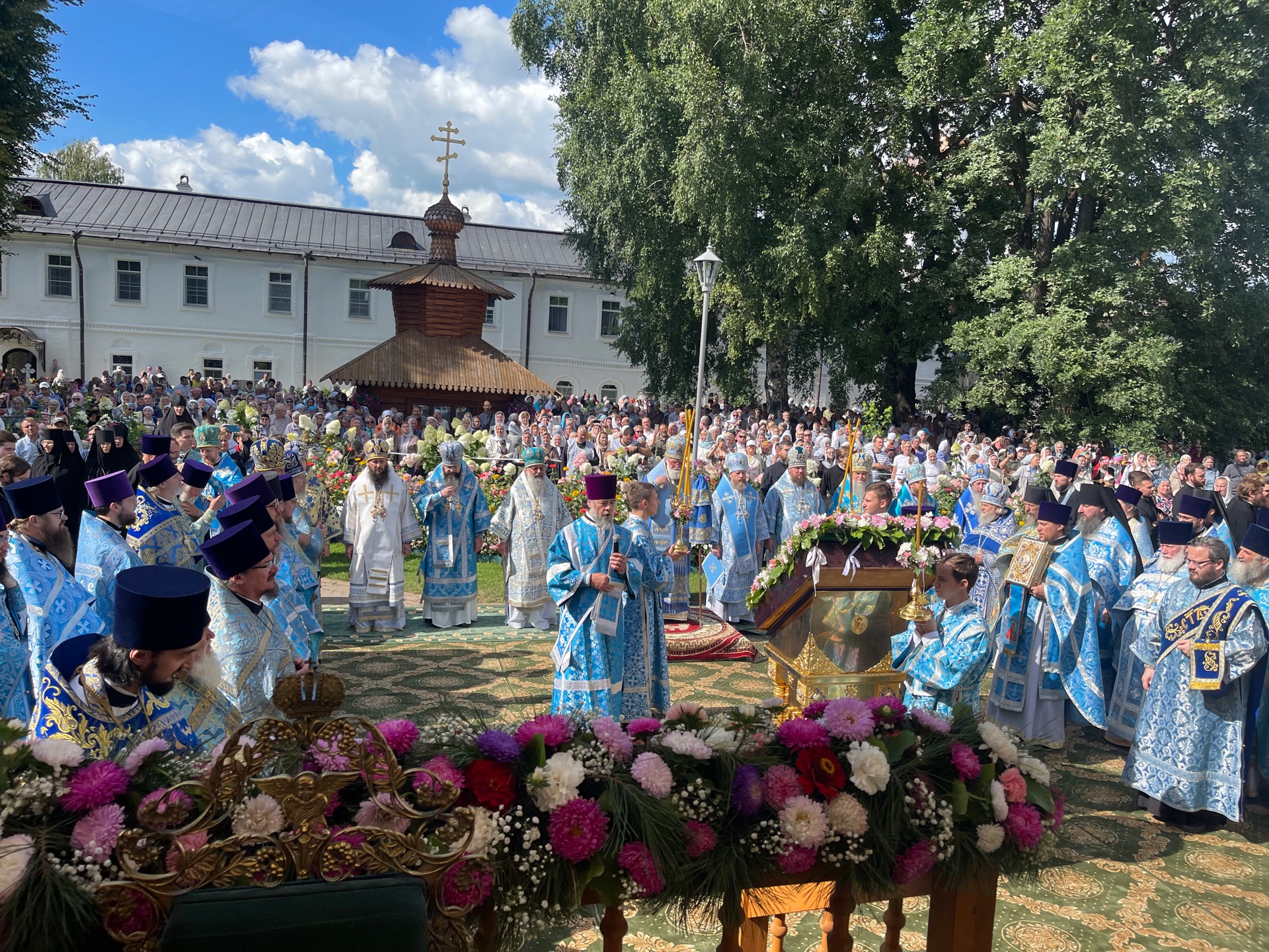 Толгский монастырь богослужения