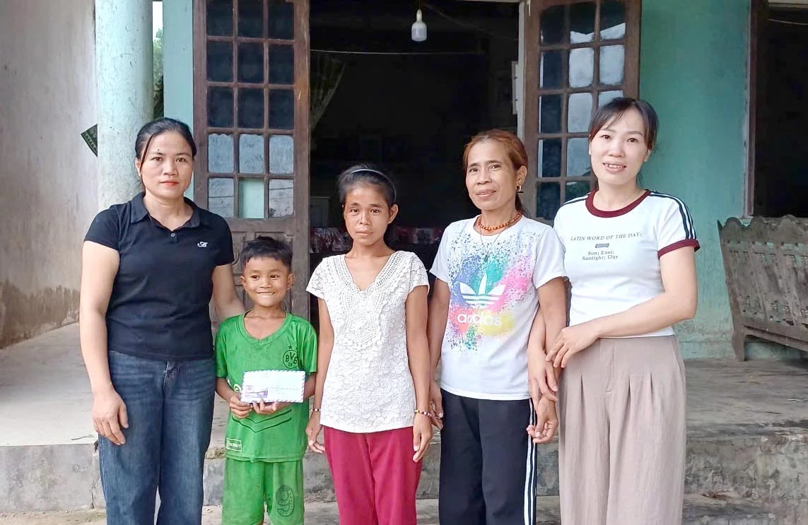 Hội Liên hiệp Phụ nữ xã Kim Ngân triển khai mô hình “Ngôi nhà xanh” tạo quỹ giúp phụ nữ, trẻ em có hoàn cảnh khó khăn tại địa phương - Ảnh: V.M
