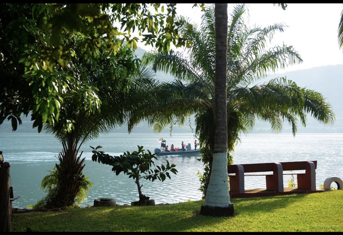 ADI LAKE RESORT