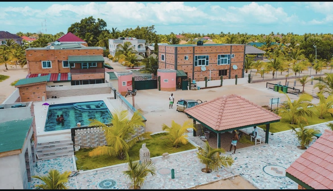 AGBLOR LODGE BEACH RESORT