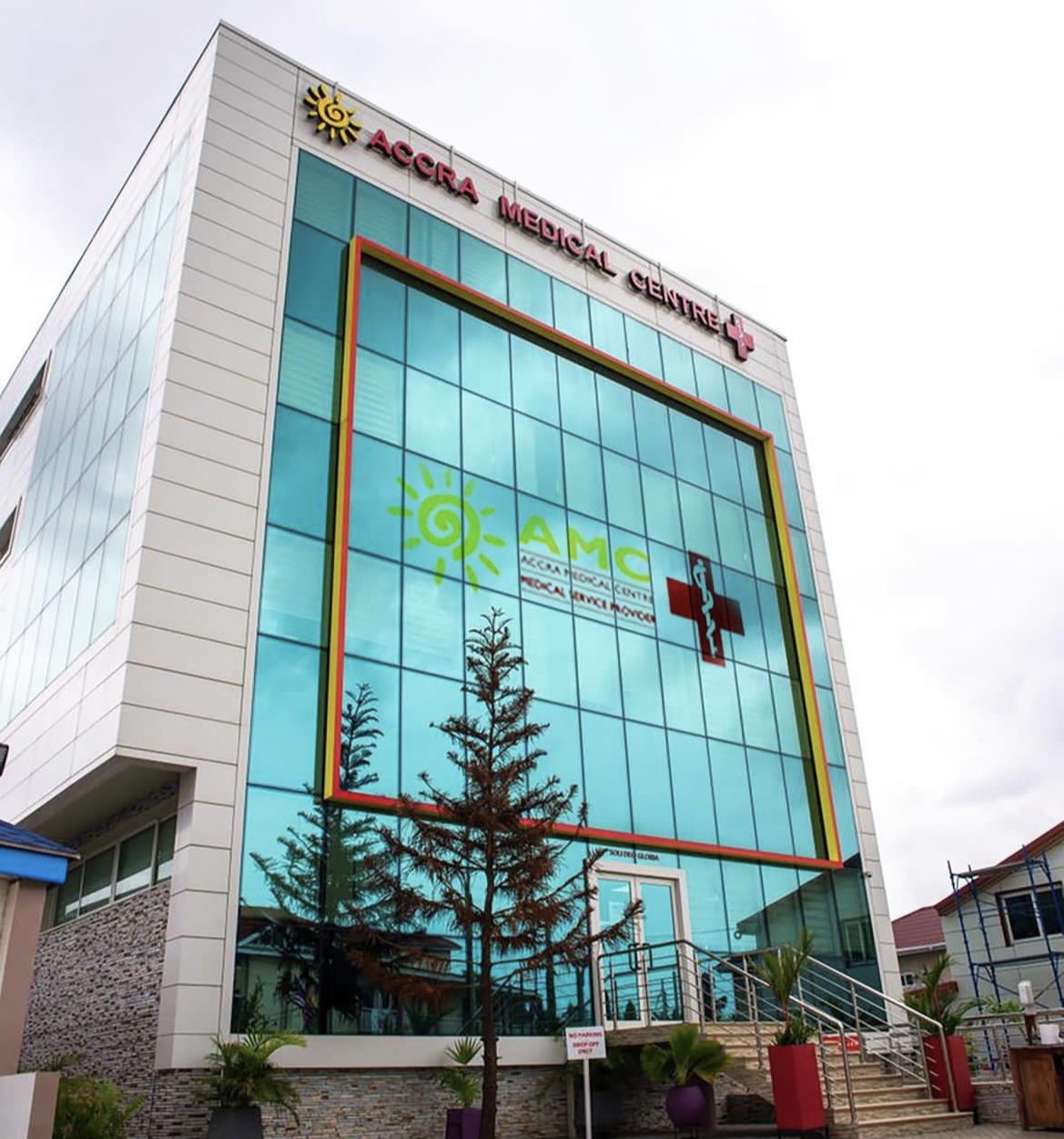 ACCRA MEDICAL CENTRE 