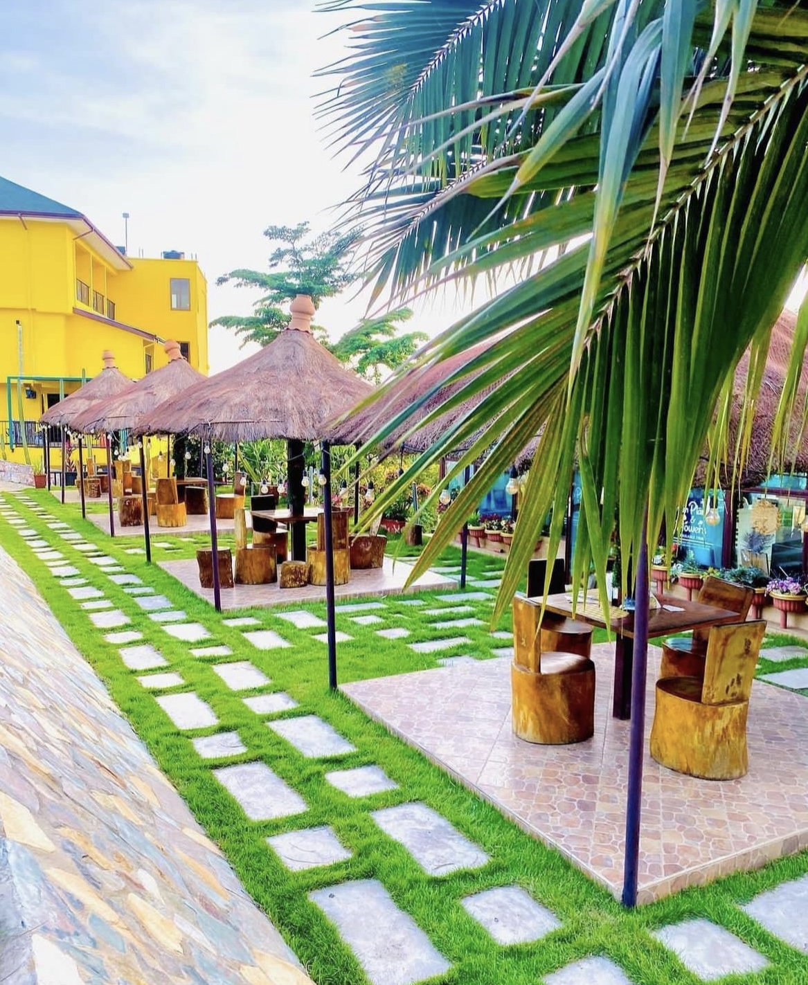 CACTUS CREEK HOTEL