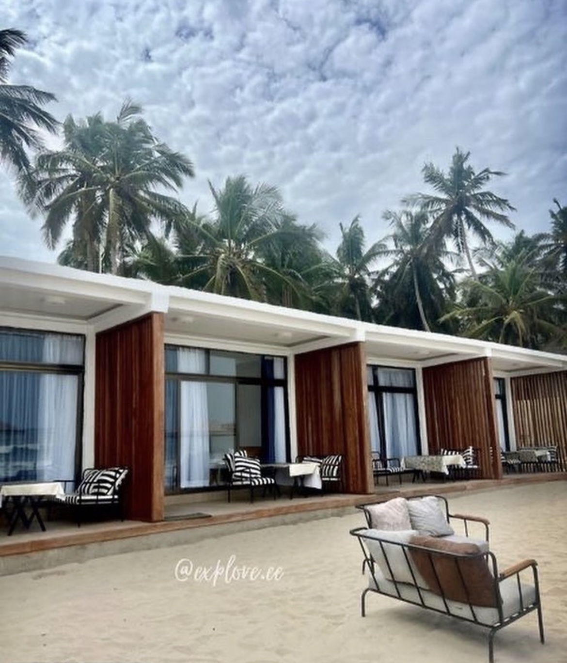 KAYLEE BEACH RESORT 