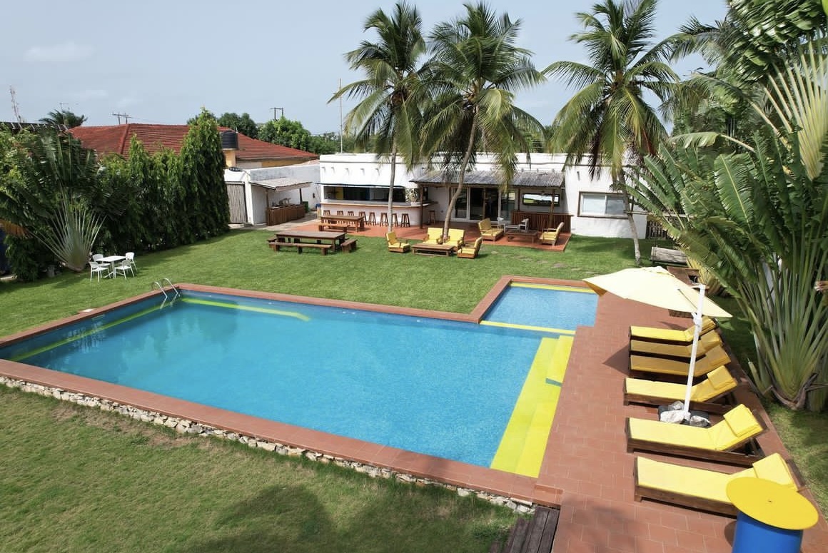 TNT BEACH HOUSE 