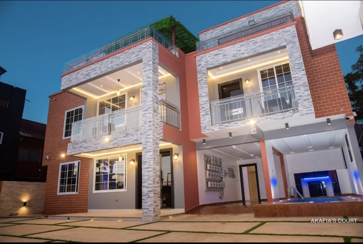 AKAFIA’S  COURT 