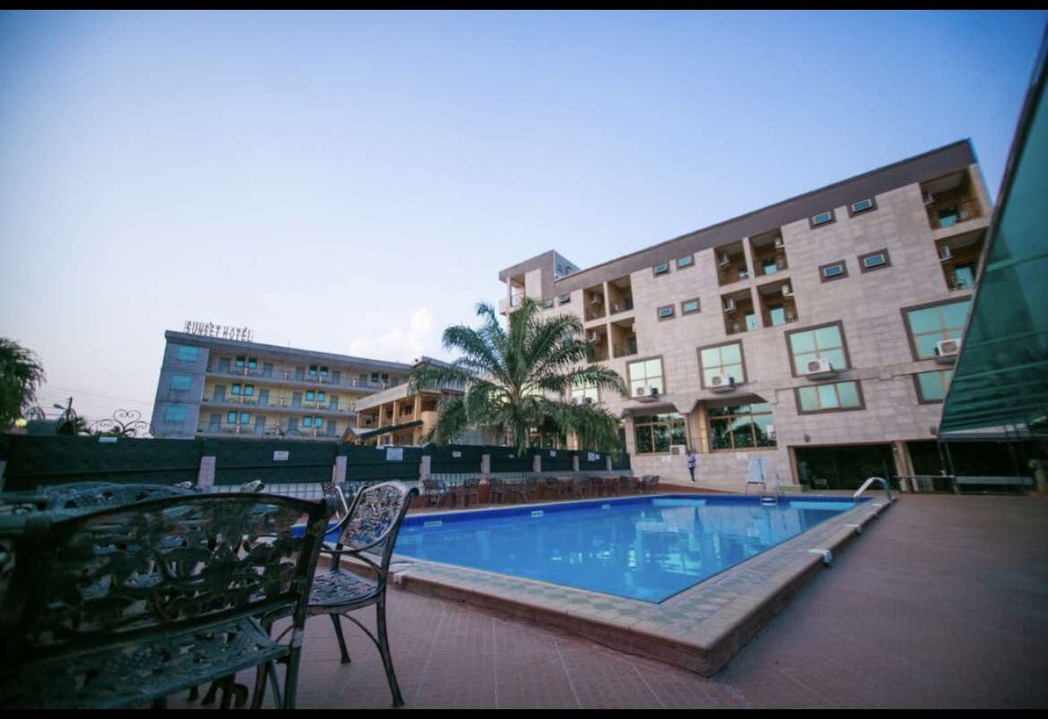 SUNSET HOTEL 
