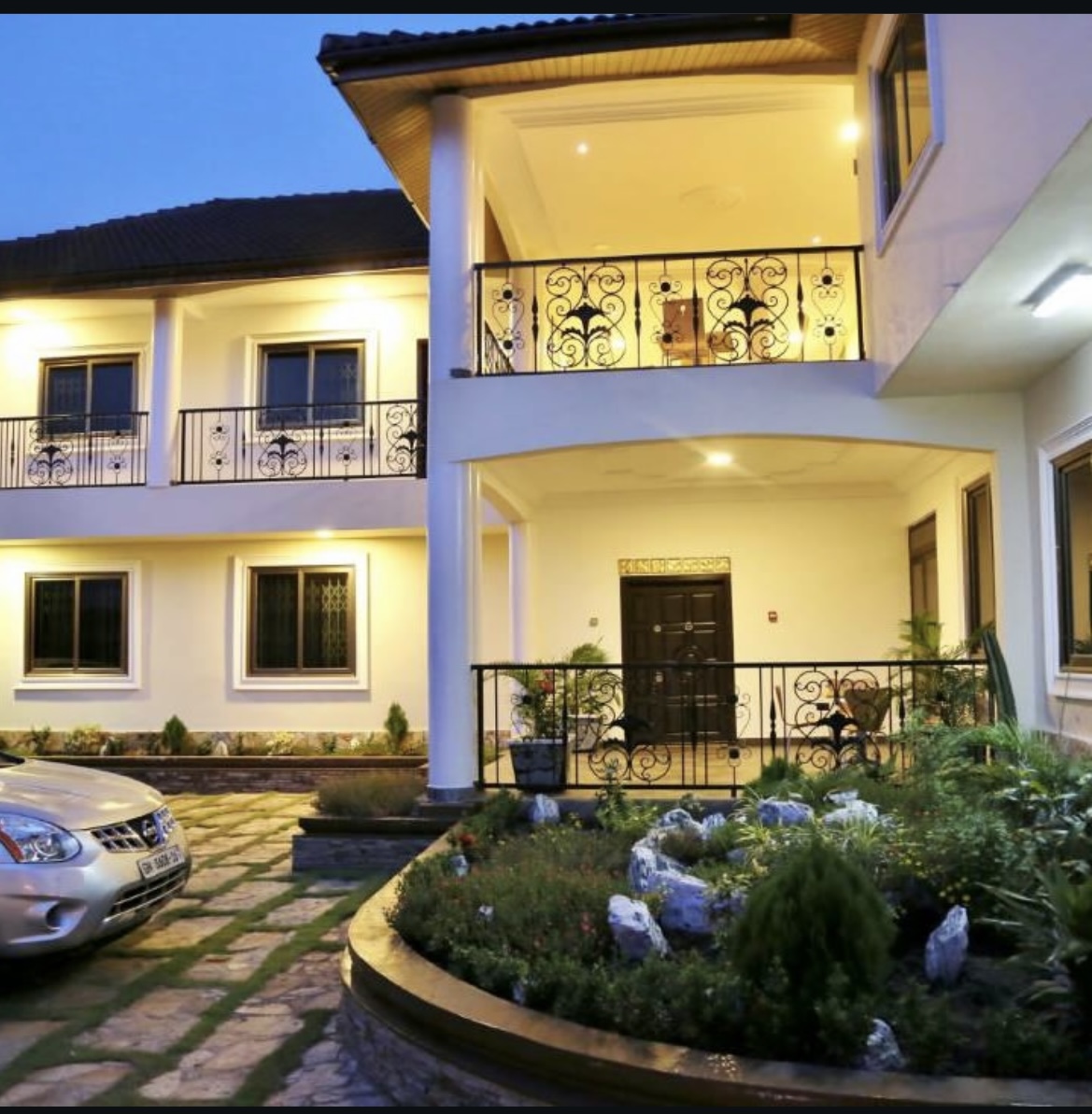 EDEN VALE HOTEL 