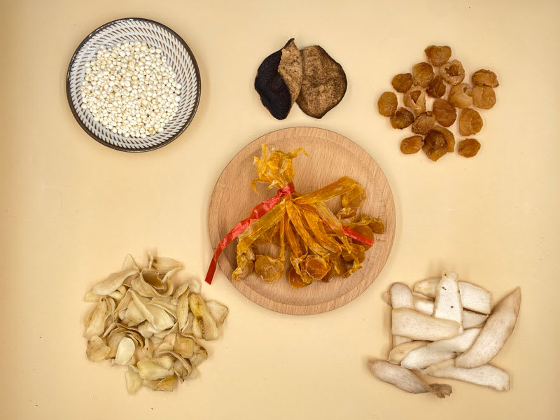 止咳平貝百合日月魚燉湯 (4-6人份量)