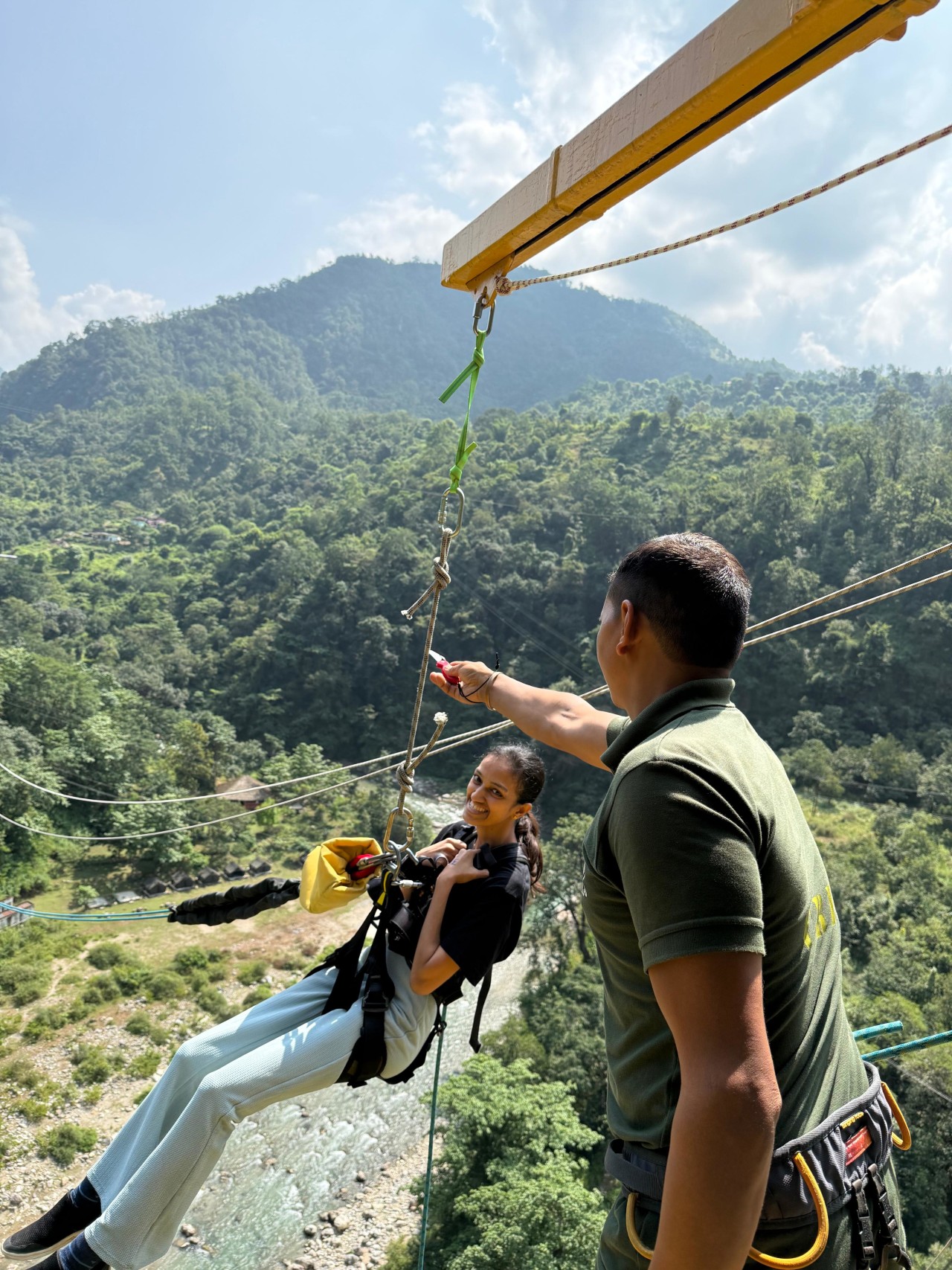 Valley Rope Jump image 2