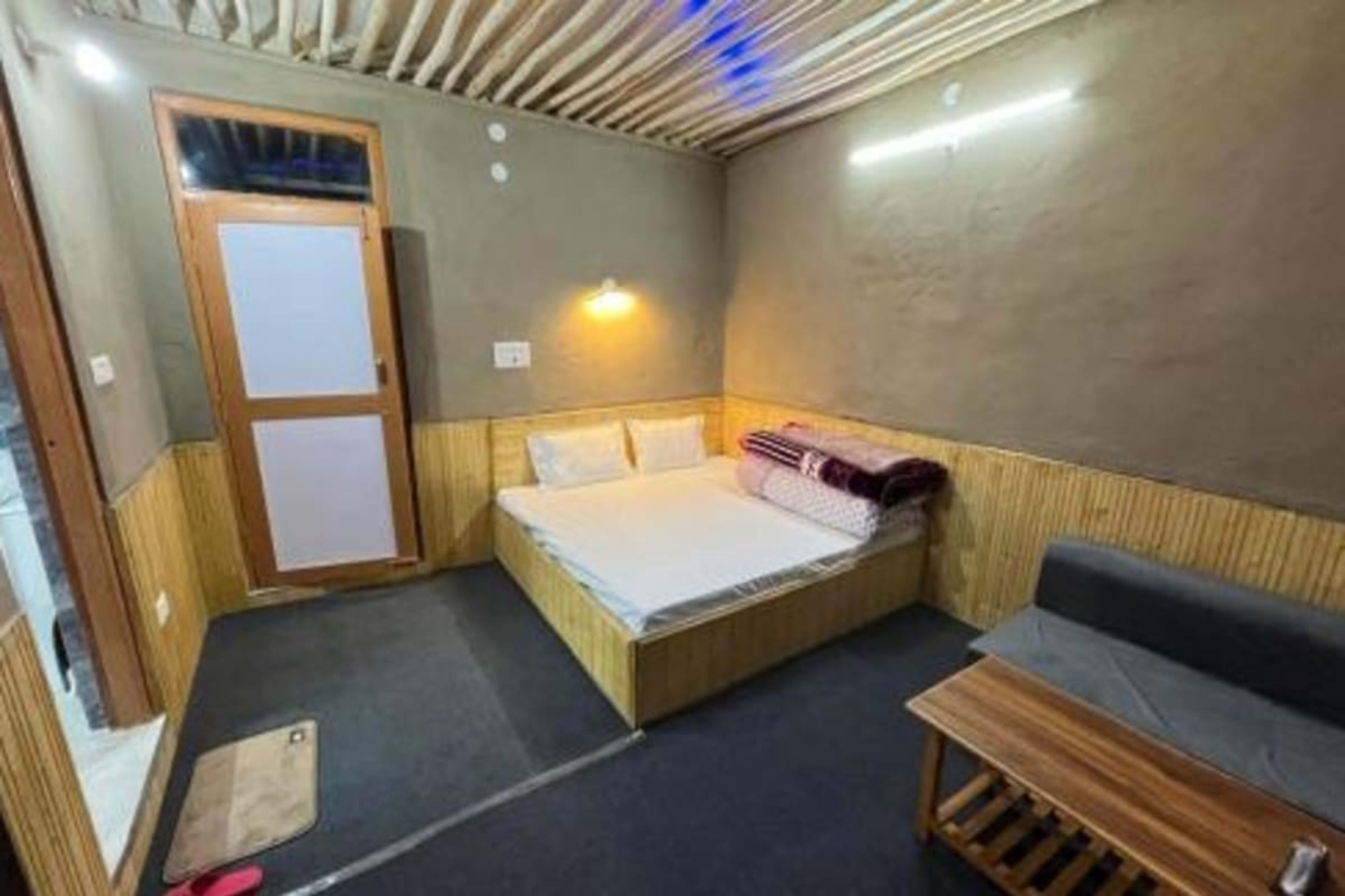 Moon Lake Hotel