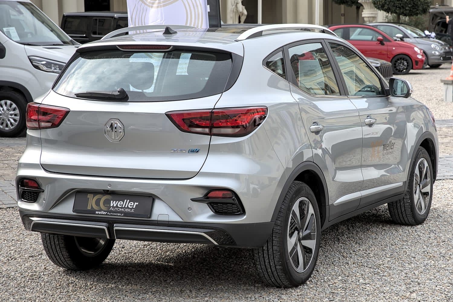 MG ZS EV photo 3