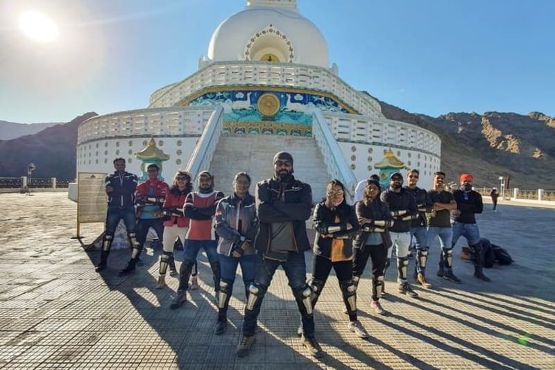 8 Days Thrilling Leh Ladakh Tour Package with Umling La
