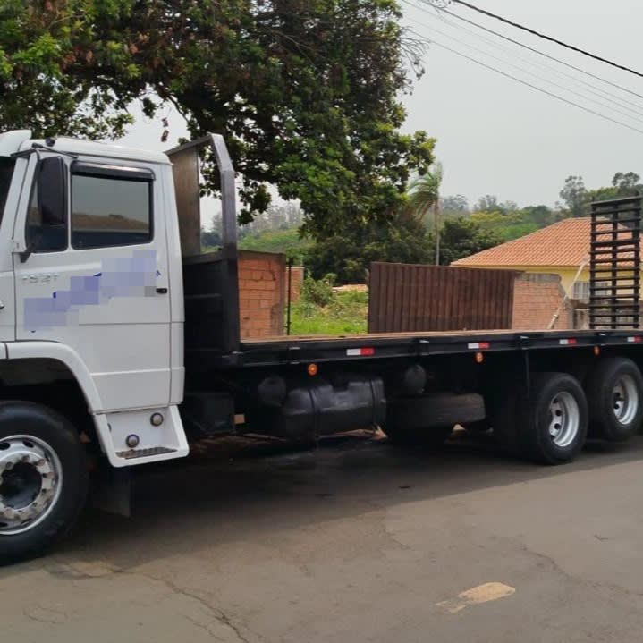 Mercedes-Benz 1621 - Imagem 1