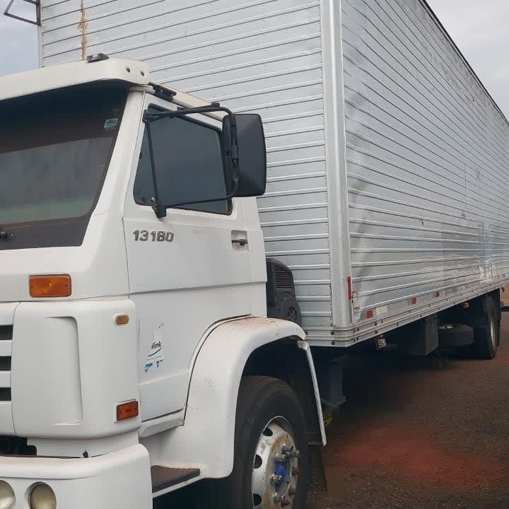 Volkswagen 13-180 - Imagem 1