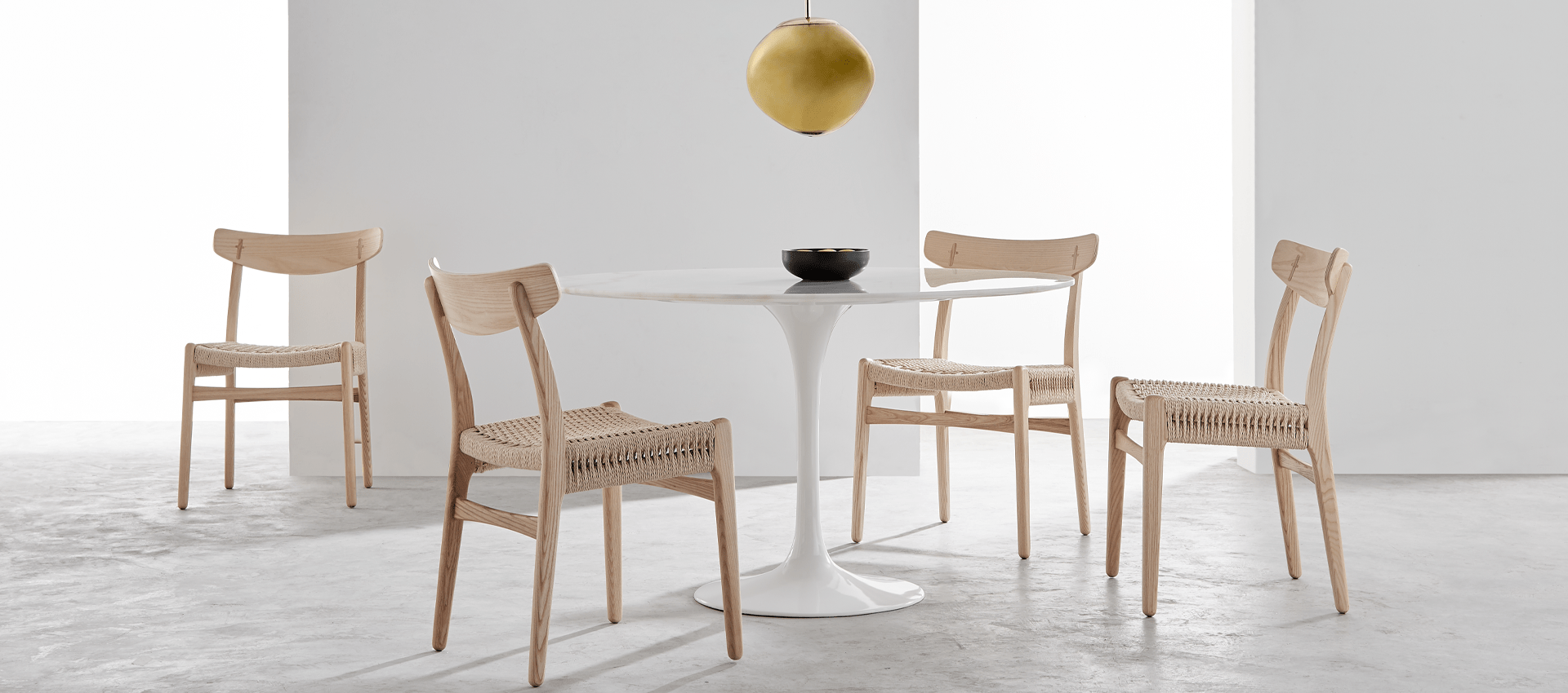 Tms pisa store round dining table