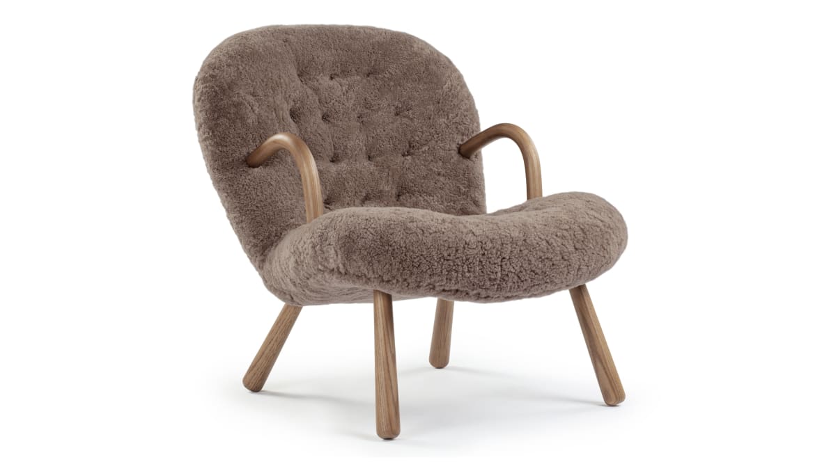  Clam Chair, Cappuccino Luxe Sheepskin  Clam Chair, Cappuccino Luxe Sheepskin image.