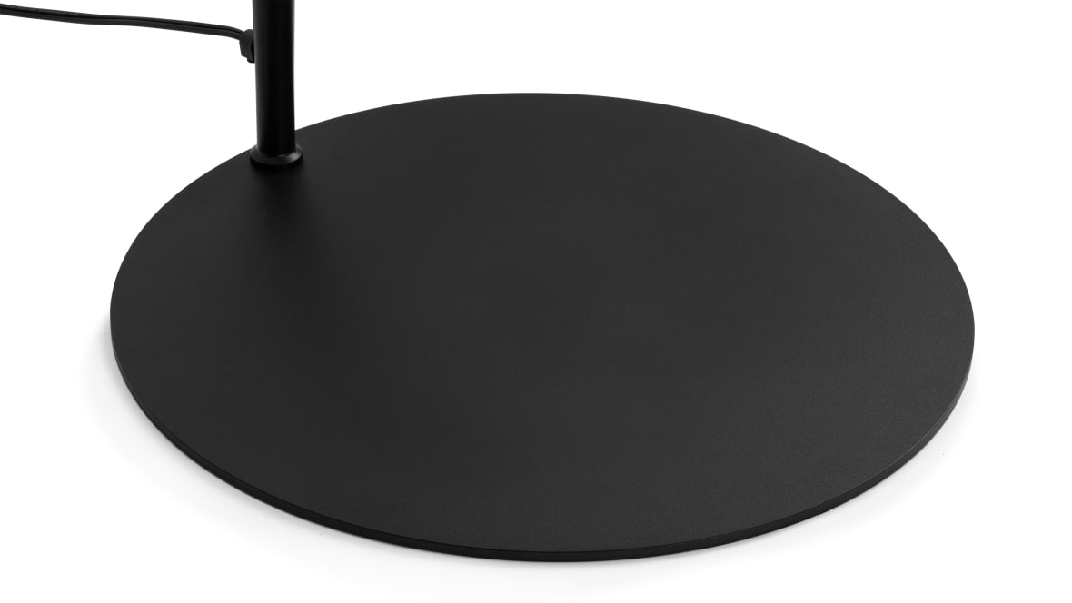  Gata Floor Lamp, Black  Gata Floor Lamp, Black image.