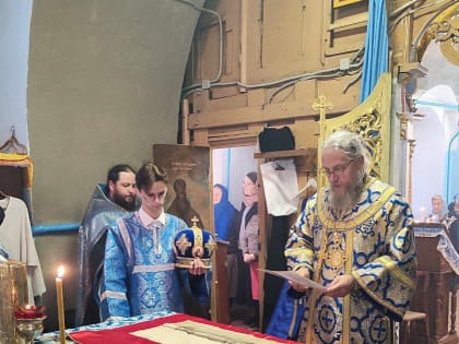 Епископ Шуйский и Тейковский Иоанн совершил Божественную литургию в Троице- Знаменском храме п. Лежнево Лежневского благочиния
