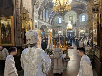Епископ Шуйский и Тейковский Иоанн совершил Божественную литургию в Воскресенском кафедральном соборе города Шуи