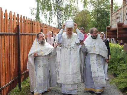 Великое освящение храма в Остапово