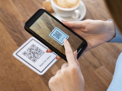 ВТБ и НСПК запустили тестирование единого платежного QR-кода в магазинах