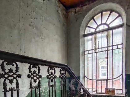 На Костромской улице в доме №13