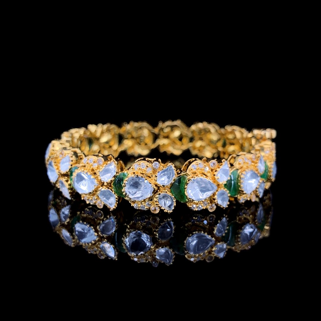 Royal Emerald Polki Floral Bracelet