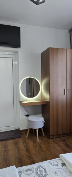Room Image 4