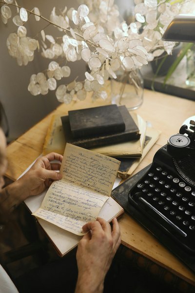 A poet is capable of constructing literally nonsensical sentences, but metaphorically meaningful.