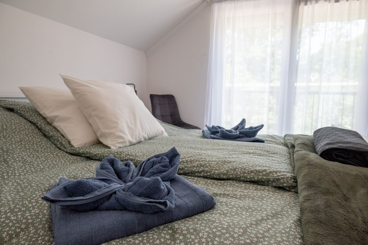 Emeleti Apartman