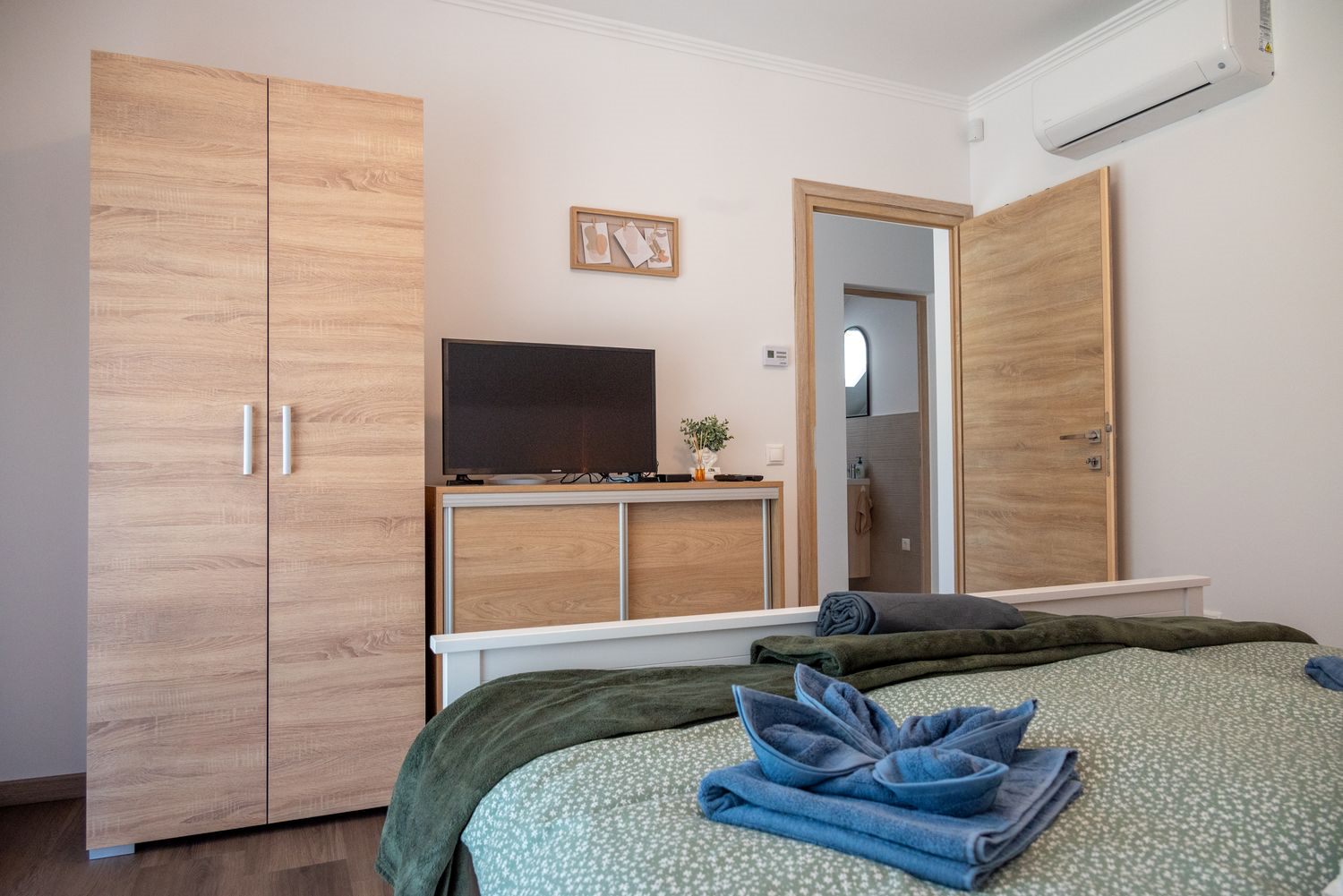 Emeleti Apartman